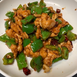 35 宫保鸡KUNG PAO CHICKEN🌶️